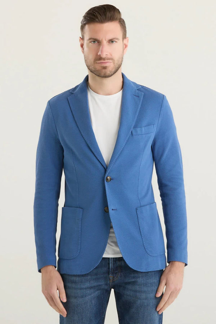 Vue de face veston Circolo pour homme bleu avec boutons visibles - Valérie Simon