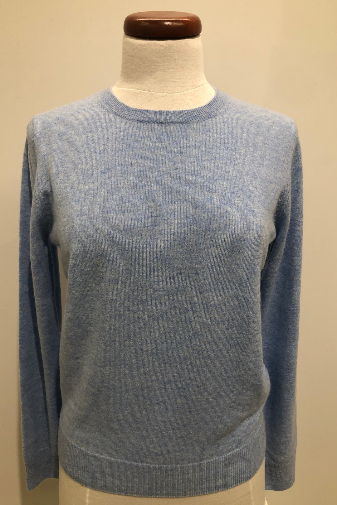 Basic cashmere sweater