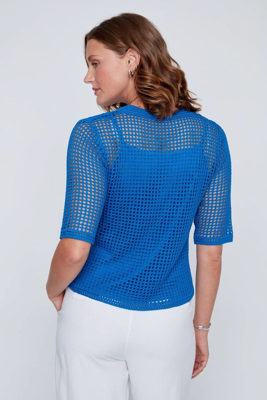 Openwork knit with short sleeves