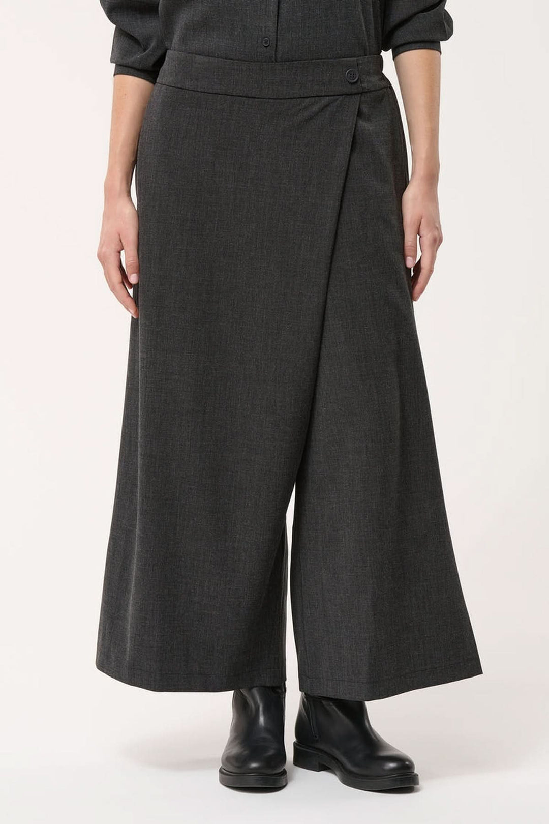 Pantalon large à effet portefeuille