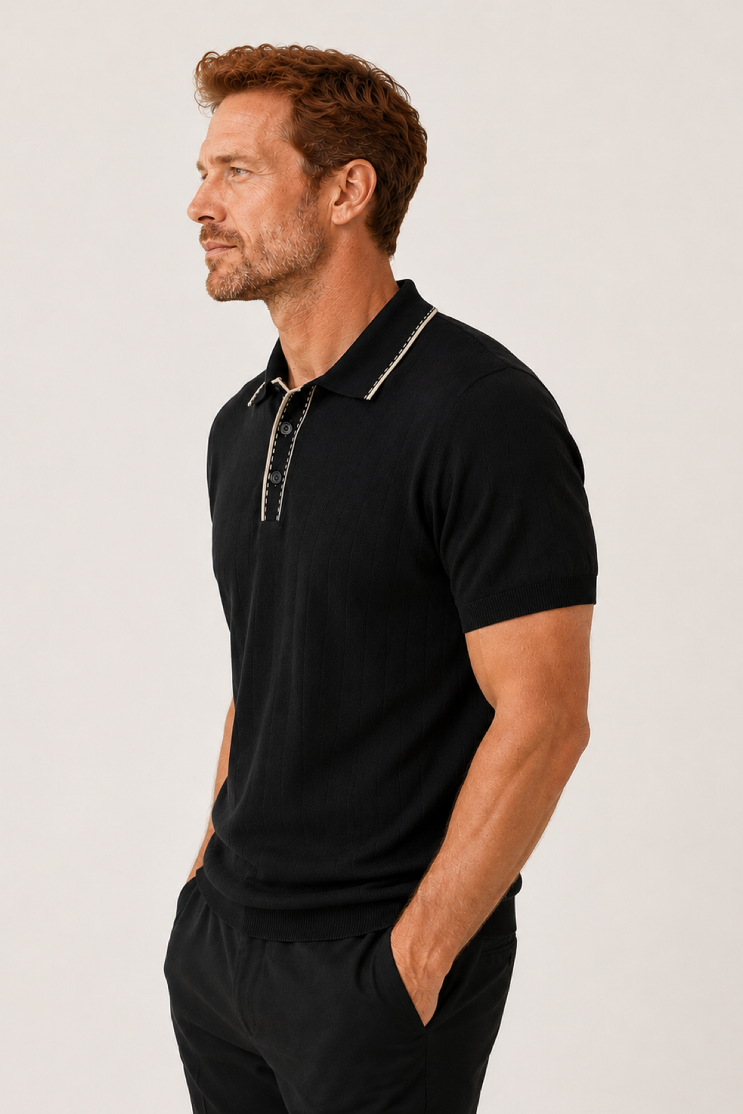 Polo texturé avec détail au col