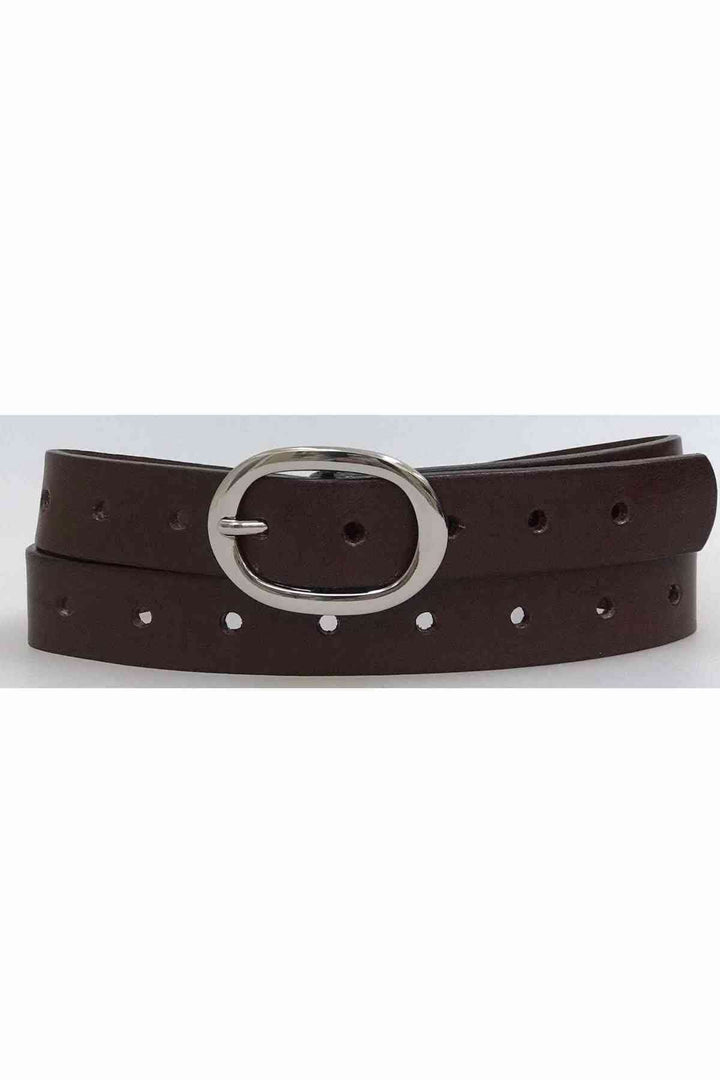 Ceinture en cuir marron avec boucle en métal argenté, parfaite pour tous les pantalons.
