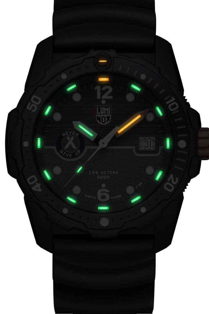 Montre Bear Grylls 3723 Homme - Accessoires - Montre Luminox